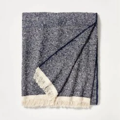 Herringbone Frayed Edges Throw Blanket - Threshold™ Designed With Studio McGee -Threshold Décor Deals Store GUEST 10ebf0a7 3b1a 4fe8 99e3 b927512565df