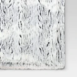 Tipped Snow Leopard Faux Fur Reversible Throw Blanket - Threshold™ -Threshold Décor Deals Store GUEST d3196147 7f14 4b50 abe0 744936275f06